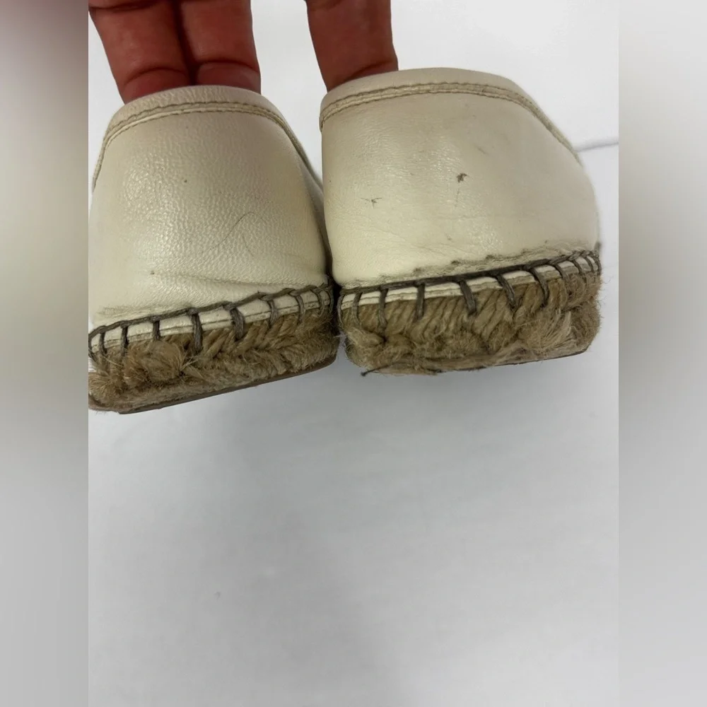 Louis Vuitton Cream Espadrilles in poor condition Size 38